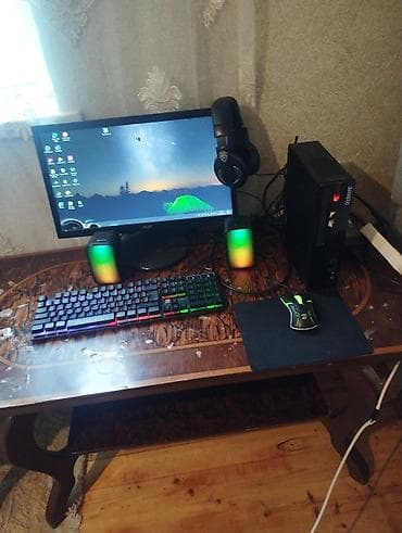 Kompüter və noutbuk aksesuarları: Salam kompüter in sol tərəfdə aşağıda azmaz qrğ var rahat işlənilir iş — 1