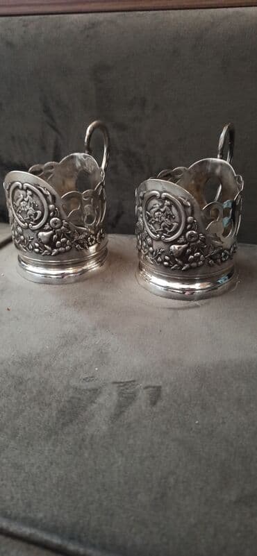 sacaqlı pendir: Məhsul: Koleksiya üçün dekorativ keramika və süfrə əşyaları dəsti — 10