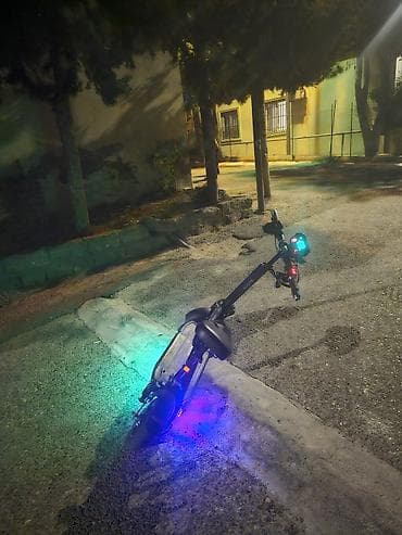 İdman və hobbi: İşlənmiş Elektrik samokat 10", 501 - 750 Vt, 36 - 45 km/s, Ünvandan götürmə — 2