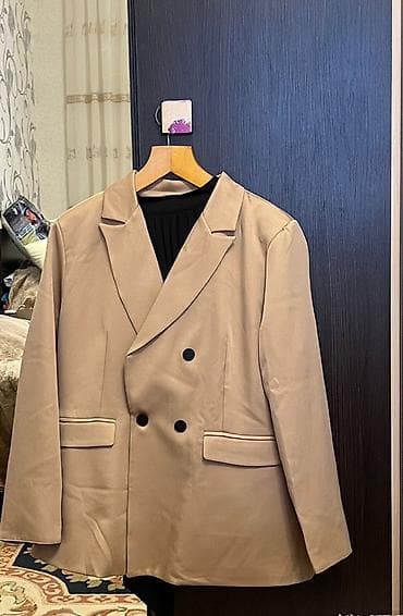Qadın üçün bej rəngli ikiqat düyməli kostyum dest Salvar bir ton