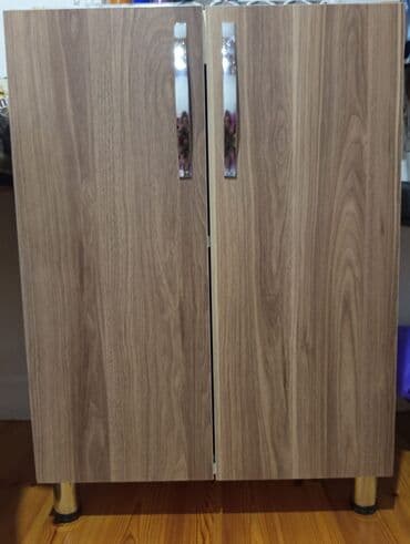 en son model metbex mebelleri: Mətbəx mebeli dəsti - Üst və alt dolablar: açıq krem və ağac — 5