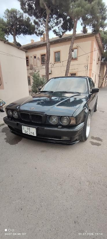 bmw e39: BMW 5 series: 2.5 l | 1995 il Sedan — 1