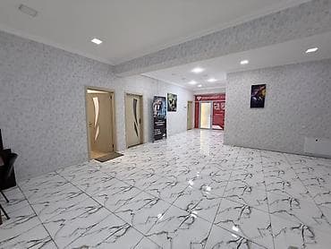 ofislər: Icarəyə/verilir: İşıqlı ofis/iş otağı - Plan: Uzunsov, ayrı qapılı — 9