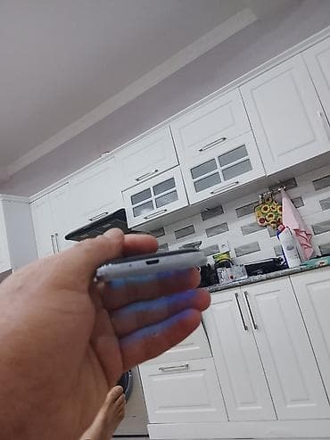 təlefon: Samsung Galaxy A3 2016, 16 GB, rəng - Gümüşü — 4