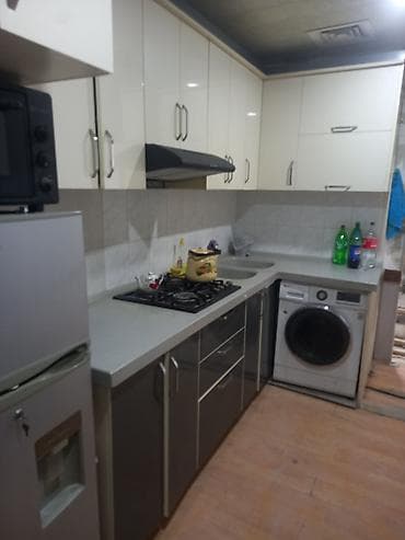 Işlənmiş mətbəxt mebeli yaxşı vəziyyətdədir Üstü tökmə mərmərdir — 3