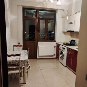 masazır kiraye evler: Bayilda jurnalistərin binasinda 16 mertebeli binanın 9-u mərtəbəsində — 14