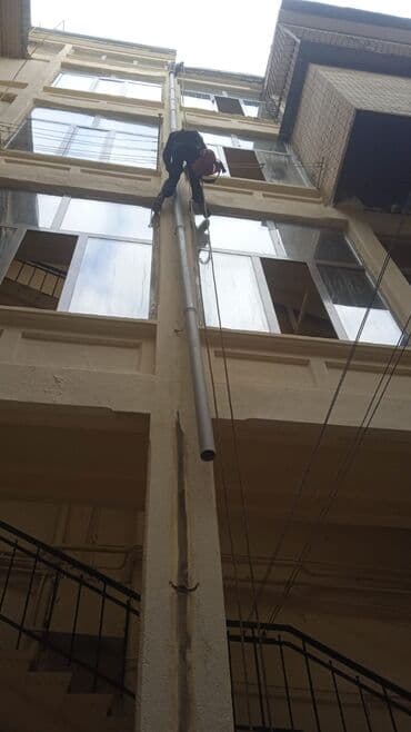 demir qapl: Alpinist üsulla əl çatmaz yerlərdə və istənilən hündürlükdə fasad — 3