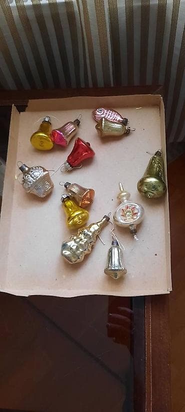 xonça novruz bayramı: Стеклярус ветряк 15м,звезда 15 м,снежинки по 5 м,дед мороз — 2