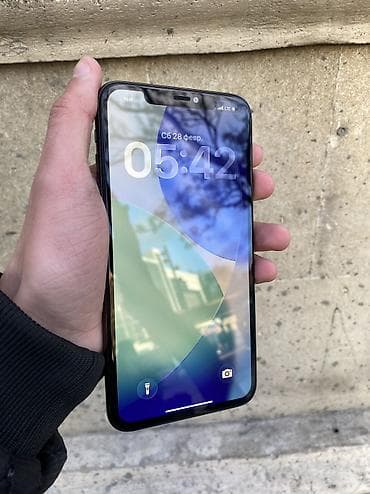 iphone 15 pro qiymet: IPhone 11 Pro Max, 64 GB, Matte Midnight Green, Zəmanət, Simsiz şarj, Face ID — 9