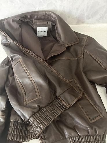 Kurtkalar: Bershka qadın/kişi üçün qəhvəyi rəngli eko‑dəri bomber gödəkçə. - — 1