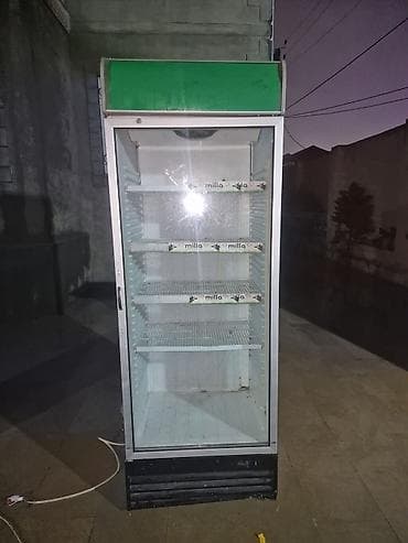 Şəffaf vitrinli ticarət soyuducuları Məhsul təsviri: - Şaquli tipli