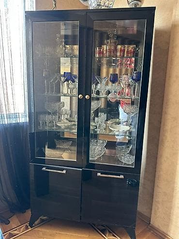 2ci el termolar: İşlənmiş, Masa və oturacaqlar, Divan, Servant, Kredit yoxdur — 10