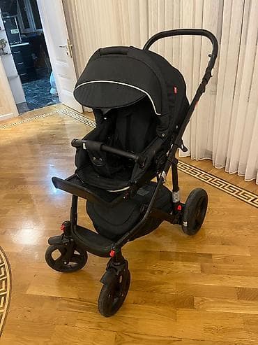 Klassik gəzinti arabası