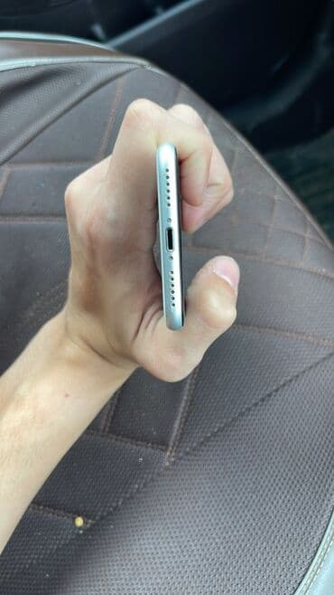 iphone se 2: IPhone SE 2020, 64 GB, Ağ, Barmaq izi — 3