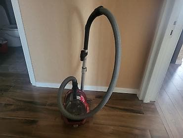 philips xenium 9@9s: Philips PowerPro Active 2000W Parquet tozsoran - Tip: Torbasız — 2