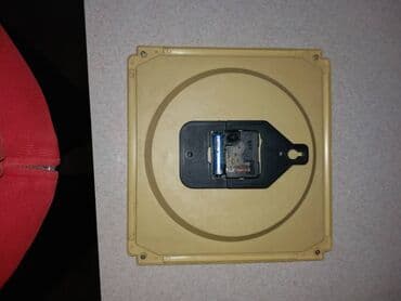 Ev saatları: Divar saatları, Saniyə əqrəbi — 2