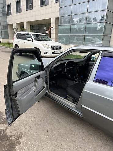 turbo az opel astra: Mercedes-Benz 190 (W201): 2 l | 1992 il Sedan — 9