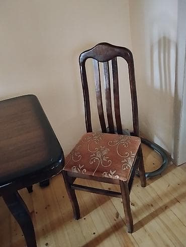 stolun: Stol 6 stul yaxwi veziyyetde stol acilandi acilanda 12neferlik olur — 3