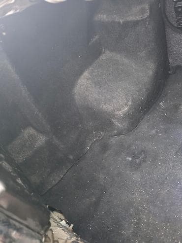 Avtomobil üçün baqaj hissəsi və ehtiyat təkər komplekti - Tam ölçülü — 4