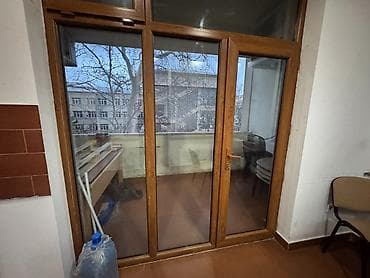 Bağ evləri: Salam. Şəhərin mərkəzində yeni tikili binanın 3-cü mərtəbəsində — 6