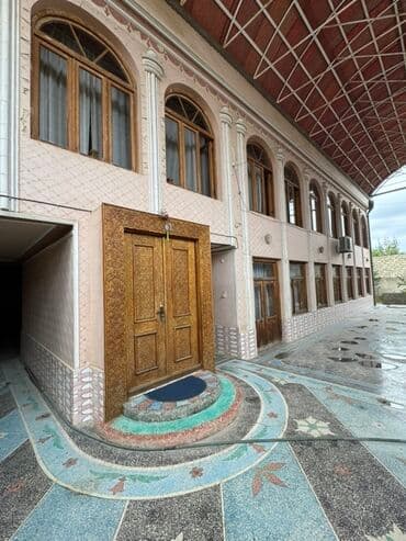 8 otaq, 152 kv. m, Kredit var, Orta təmir