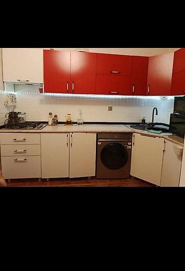Mətbəx mebeli 380azn Ölçü 5 metre Üstünde heçnə verilmir Unvan — 1