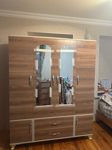 Termolar: Açılan, 3 qapılı Düz dolab, Şifonyer — 10