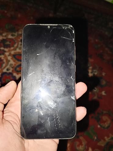 Redmi 8, 64 GB, rəng - Ağ, Qırıq