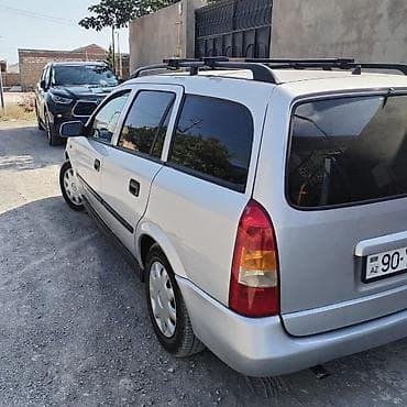 sade guzgu: Opel Astra: 1.6 l | 1999 il 260550 km Universal — 1