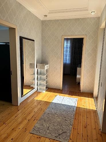 semkir bina az: Xırdalanda 2 mərtəbəli həyət evi - Plan: Aşağıda geniş giriş/qaraj — 8