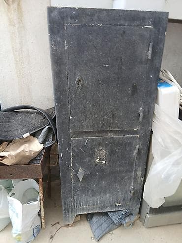 Metall seyf/dolab - Material: qalın metaldan hazırlanmış, ağır — 1
