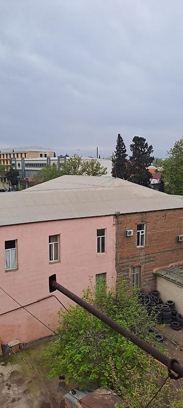 otağ: 2 otaqlı mənzil – voğzala yaxın Maksi marketin yanı Xüsusiyyətlər: - — 1