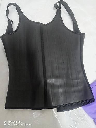 Təzə alınıb balaca ölçü olduğu üçün satılır istifadə olunmayıb 40