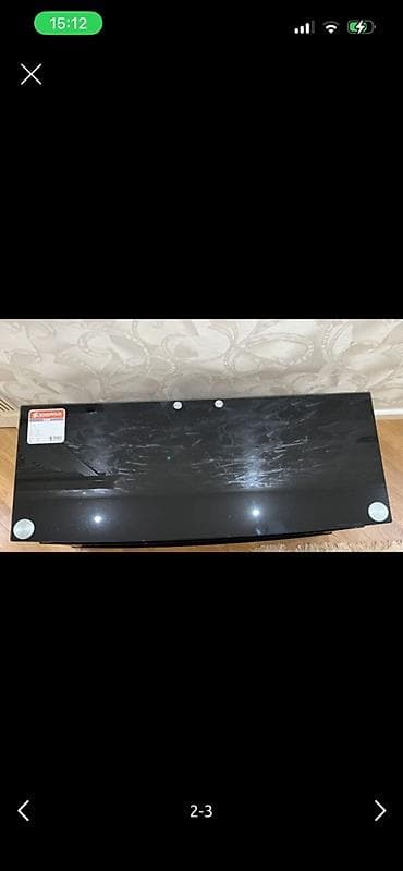 qara profil sekilleri: Düz TV altlığı, Polkalı, Şüşəli — 3