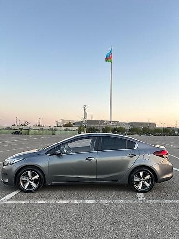 kia satisi: Kia Cerato (Forte) sedan – şəhər və magistral üçün komfortlu və — 7