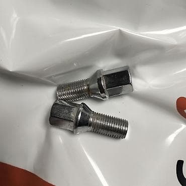 Avtomobil təkər boltları (konus oturacaqlı), xrom örtüklü tezedi lalafo.az -da Avtomobil təkər boltları (konus oturacaqlı), xrom örtüklü tezedi