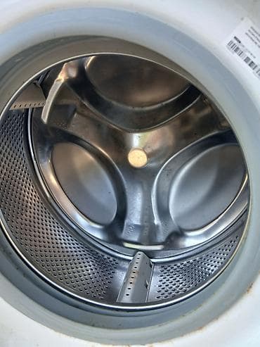 indesit paltaryuyan masin temiri: Paltaryuyan maşın Indesit, 5 kq, İşlənmiş, Avtomat, Qurutma var, Kredit yoxdur, Ödənişli çatdırılma — 1
