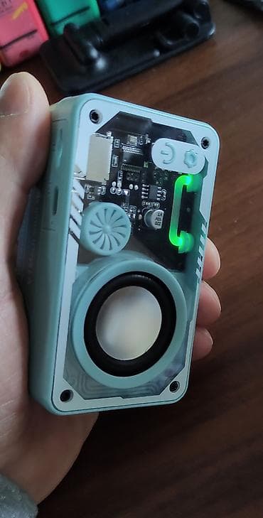 Musiqi mərkəzləri: Mini Bluetooth dinamik – V1 Mech “small steel cannon” - Kompakt — 1