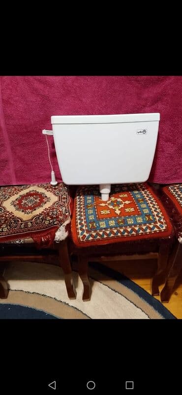 Məhsul: Divara quraşdırılan su bakı (unitaz üçün üst səthi sistern)