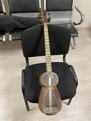 tar instrument: Tar – milli simli musiqi aləti - Korpus: ənənəvi armud formalı, bütöv — 5