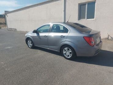 фольксваген поло седан 1 6: Chevrolet Aveo: 1.3 l | 2011 il 334000 km Sedan — 3