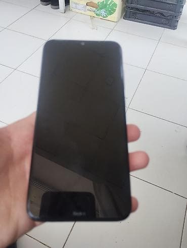 core 2 quad q9650: Xiaomi Redmi smartfon Xüsusiyyətlər: - Model: Redmi (arxa hissədə — 1