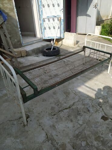 декоративная мебель: İşlənmiş, Təknəfərlik çarpayı, Bazasız, Matrassız, Siyirməsiz, Rusiya — 4