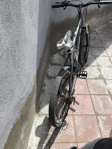 velosiped satiram: Orta Veziyyetdedir Sep paslanib tekerleride boşdur ne vaxtı sürülmür — 2