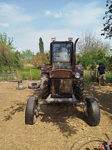 Traktor MTZ (Belarus) – klassik universal kənd təsərrüfatı texnikası