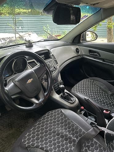 ceşqa 2 mator: Chevrolet Cruze: 1.6 l | 2012 il 213000 km Sedan — 2