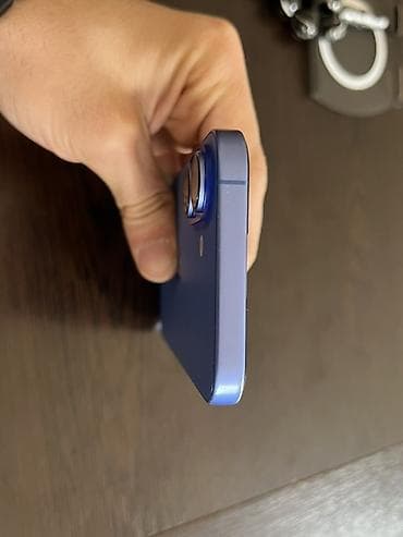 iphone 7 qirmizi: IPhone 16, Mavi, Simsiz şarj — 5