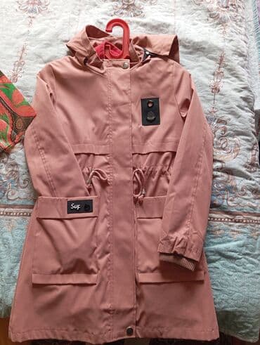 qara pencek: 35 manata alinib çox az geyinilib sökuyü falan da olmayib L razmer — 2