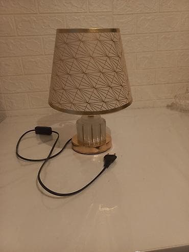 Masaüstü dekorativ abajur - Stil: Klassik və modernin harmoniyası