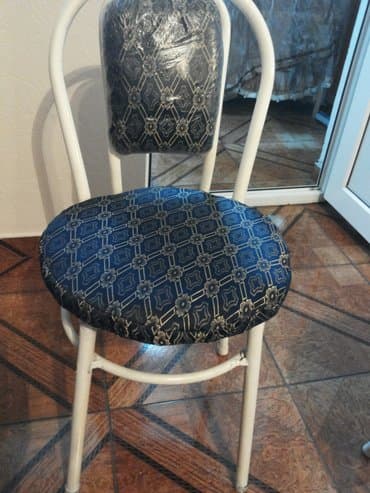 quxna stulu: Oturacaq işhlənmiş biri 25 azn 2 ededdir — 1